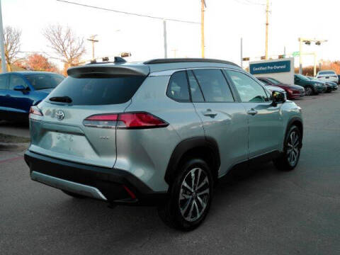 2025 Toyota Corolla Cross XLE