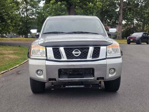 2010 Nissan Titan SE