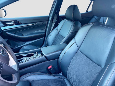 2023 Nissan Maxima 3.5 SR