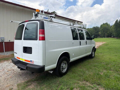 2017 Chevrolet Express 2500