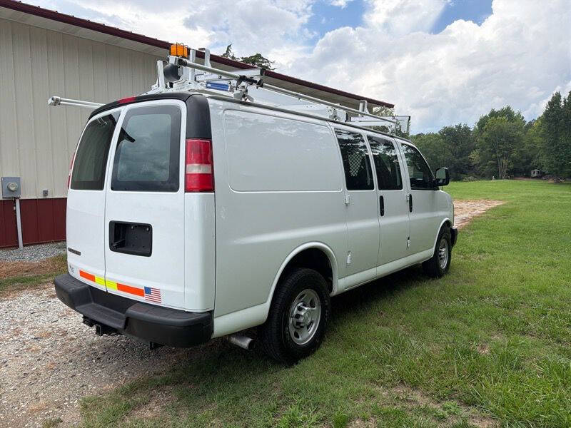 2017 Chevrolet Express 2500
