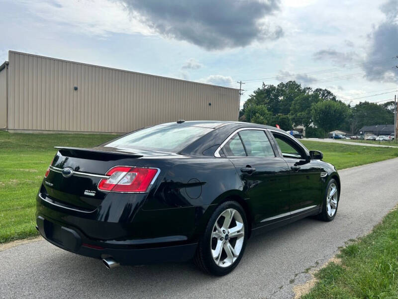 2011 Ford Taurus SHO