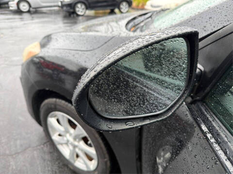 2011 Mazda MAZDA3 i Touring