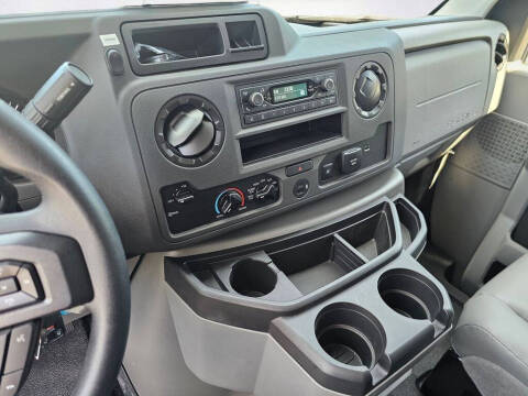 2024 Ford E-Series