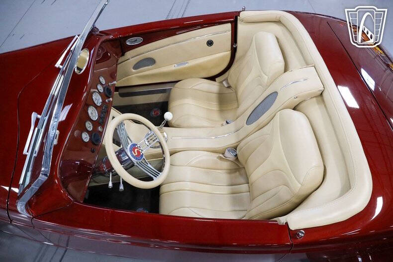 1933 Ford Roadster