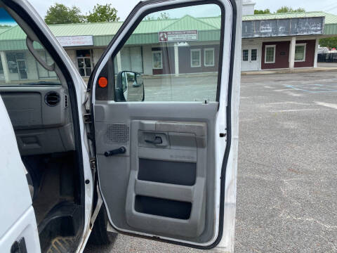 2010 Ford E-Series E-150