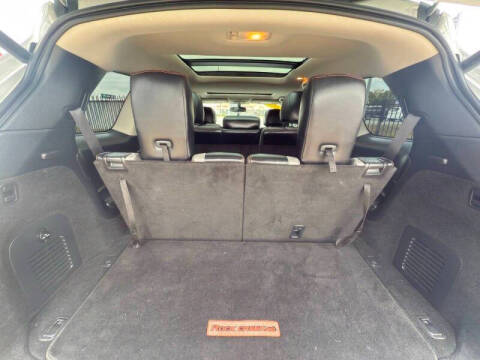 2020 Nissan Pathfinder SL