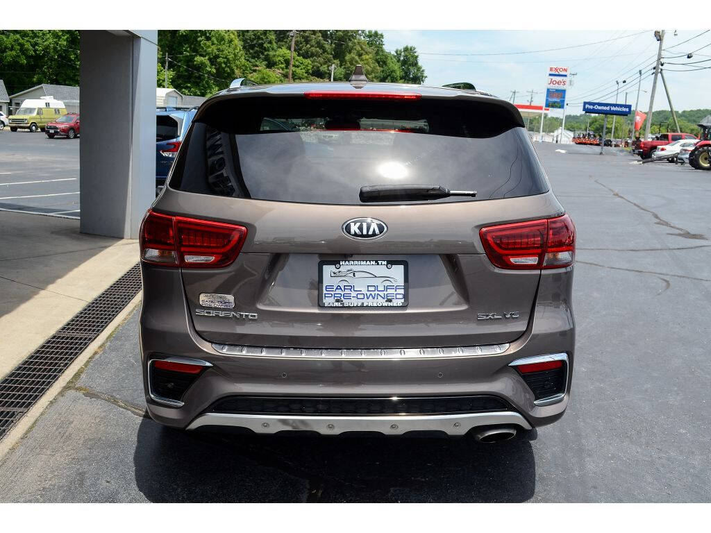 2019 Kia Sorento for sale at EARL DUFF PRE-OWNED CENTER in Harriman, TN