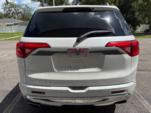 2017 GMC Acadia Denali