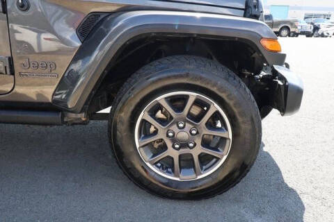 2021 Jeep Gladiator Sport