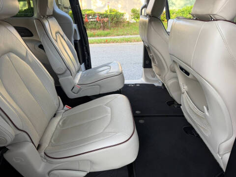2019 Chrysler Pacifica Limited
