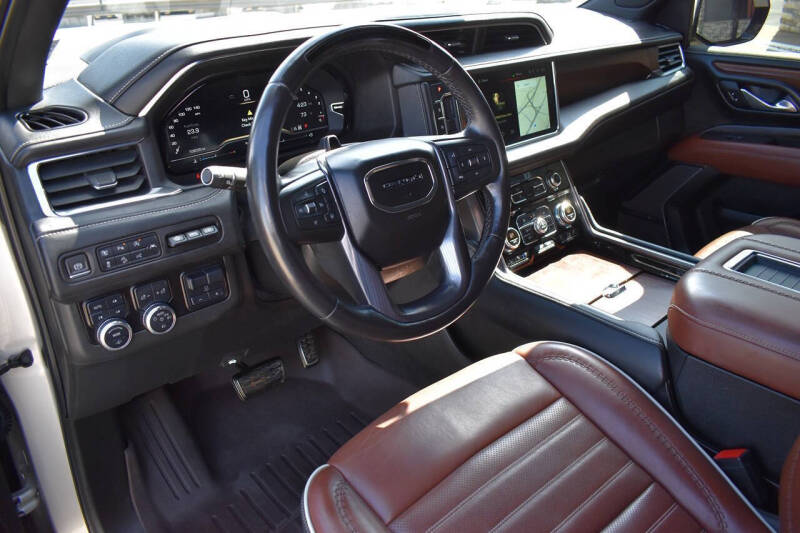 2023 GMC Yukon Denali Ultimate
