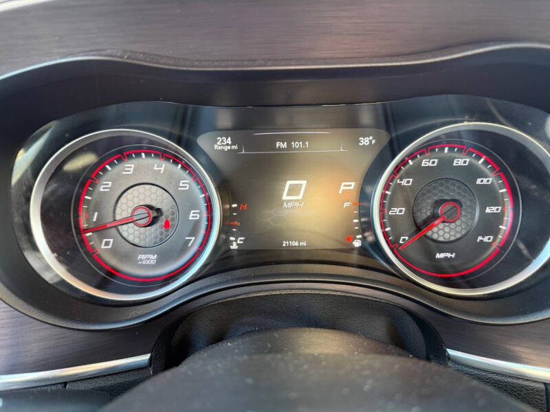 2016 Dodge Charger SE