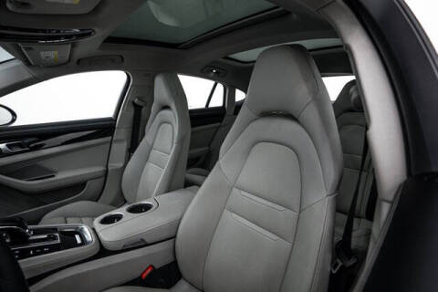 2017 Porsche Panamera