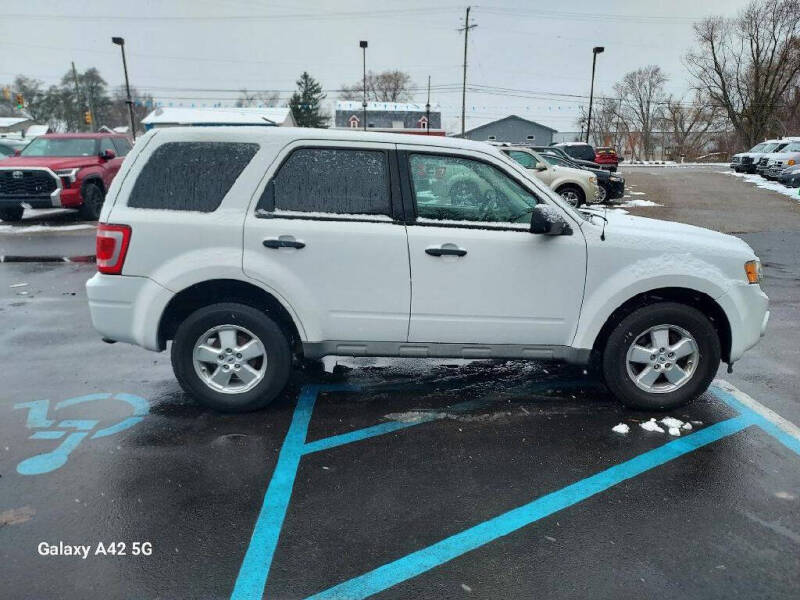 2009 Ford Escape XLS
