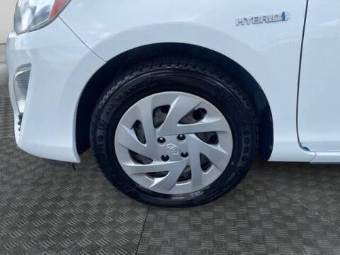 2016 Toyota Prius c Two