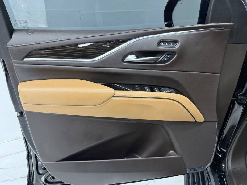 2021 Cadillac Escalade ESV Sport