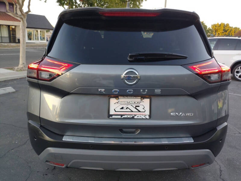 2021 Nissan Rogue SV