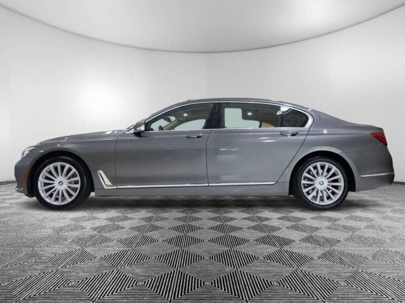 Used 2017 BMW 7 Series 740i with VIN WBA7E2C56HG740266 for sale in North Olmsted, OH