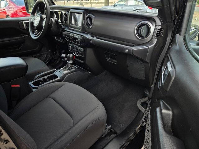 2023 Jeep Gladiator Sport S