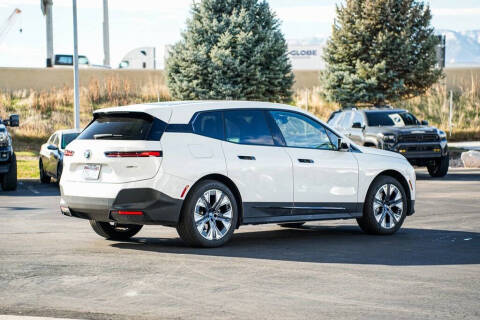 2025 BMW iX xDrive50