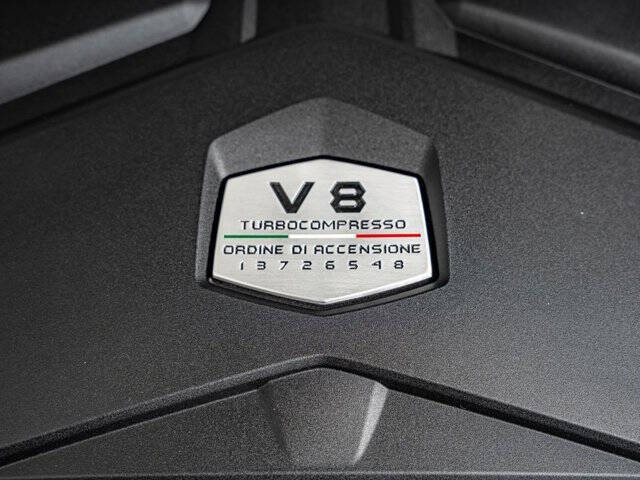 2022 Lamborghini Urus