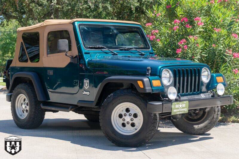 1997 Jeep Wrangler for sale at SELECT JEEPS INC in League City TX