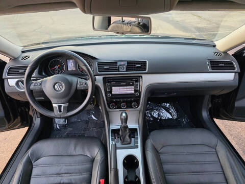2013 Volkswagen Passat SE