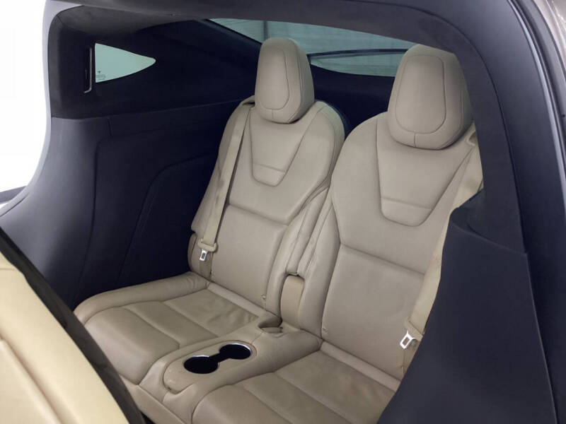 2016 Tesla Model X P90D