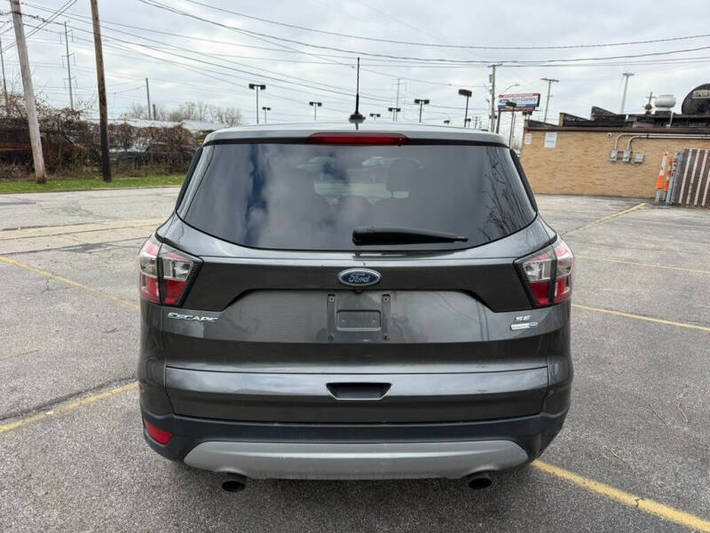 2017 Ford Escape SE