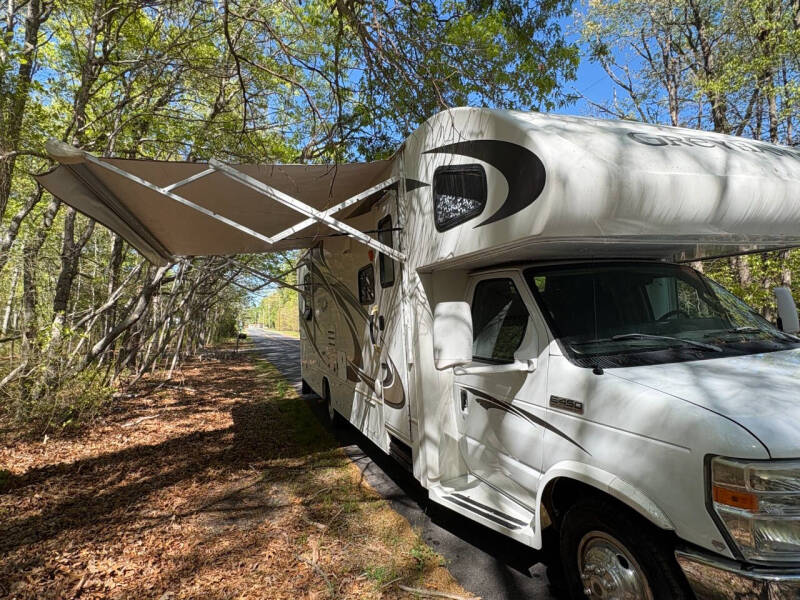 2012 Ford E-450 CHASSIS