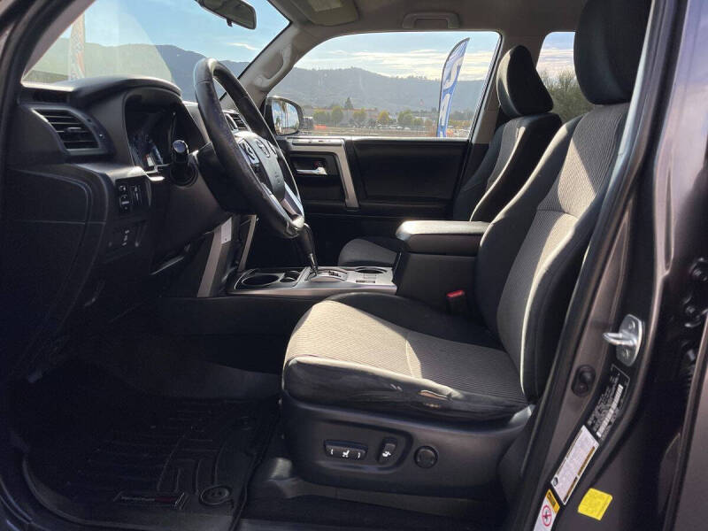 2015 Toyota 4Runner SR5