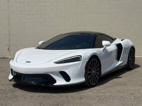2023 McLaren GT
