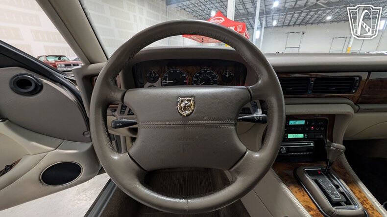 1996 Jaguar XJ