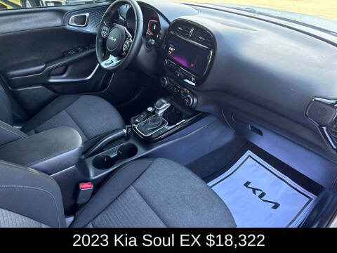 2023 Kia Soul EX