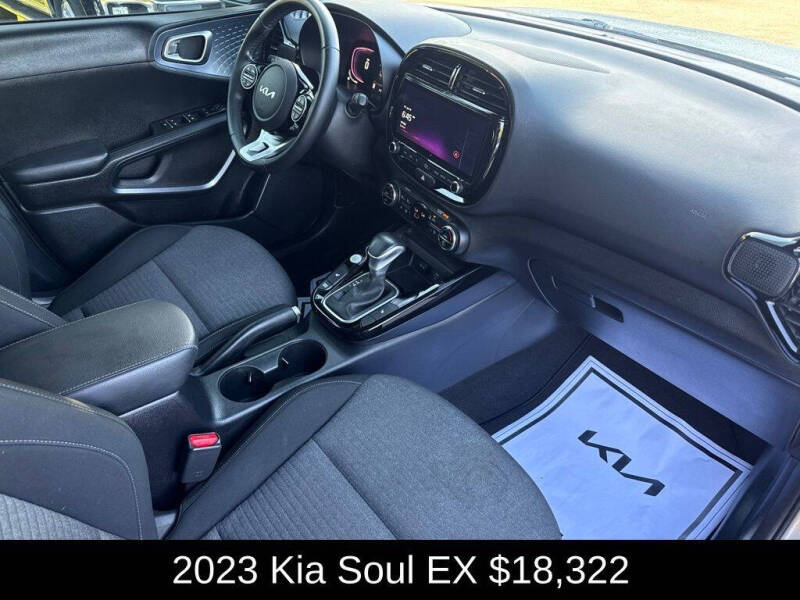 2023 Kia Soul EX
