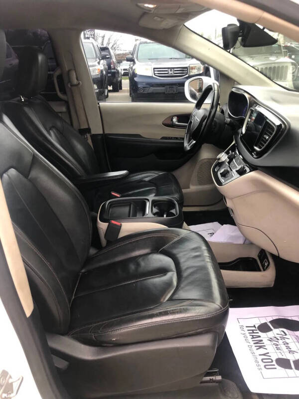 2017 Chrysler Pacifica