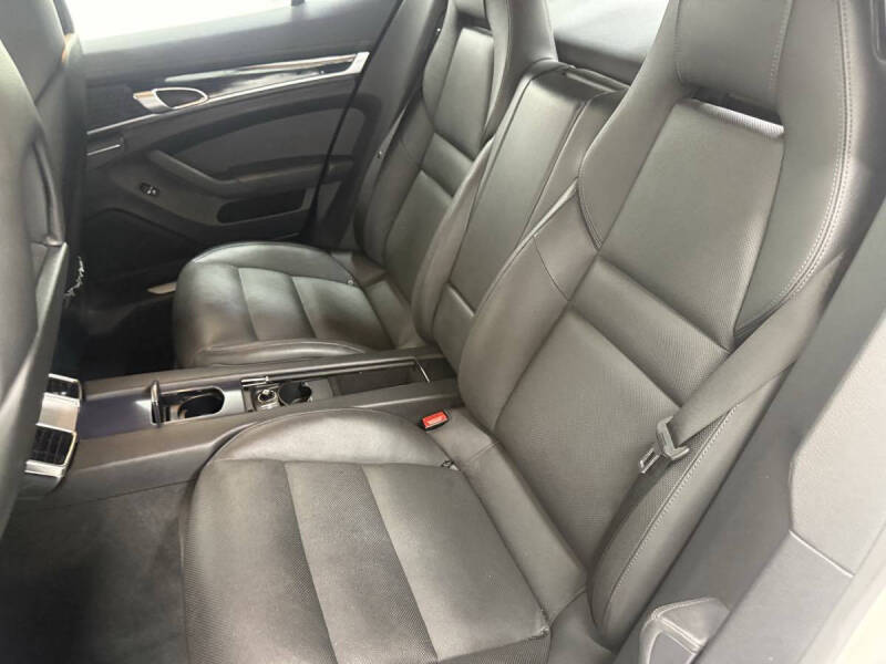 2012 Porsche Panamera