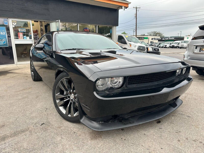 2014 Dodge Challenger SRT8 Core
