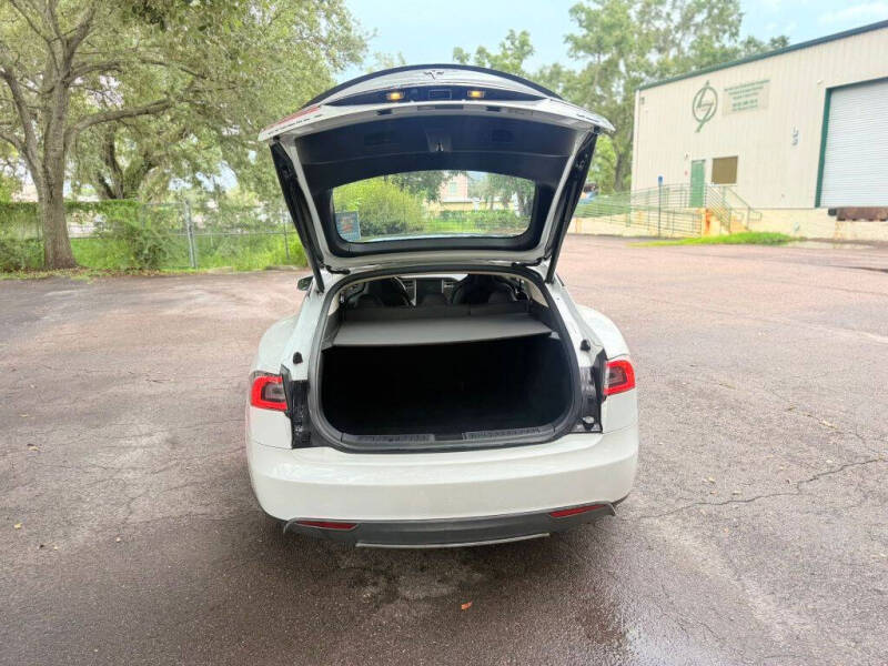 2013 Tesla Model S Performance