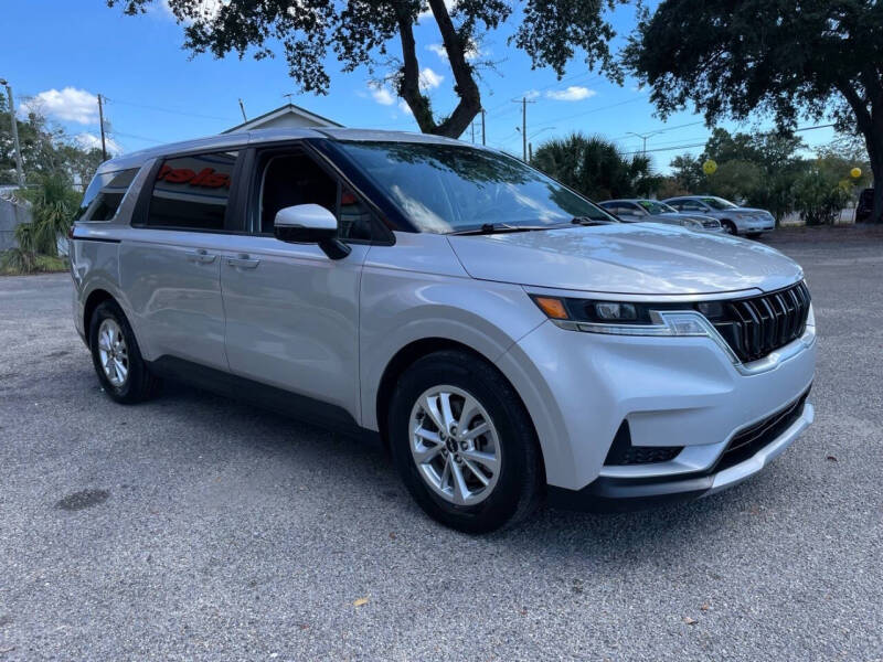 2022 Kia Carnival LX