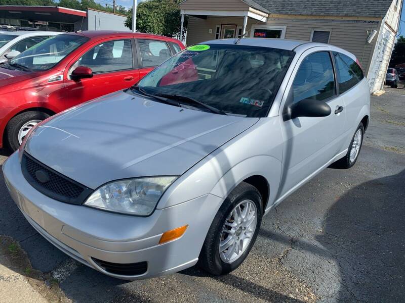 2006 Ford Focus for sale at G & G Auto Sales in Steubenville OH