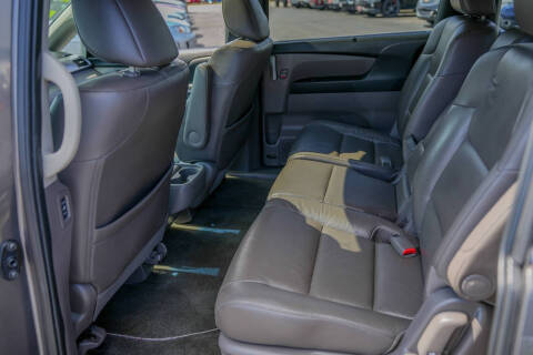 2011 Honda Odyssey EX-L w/DVD