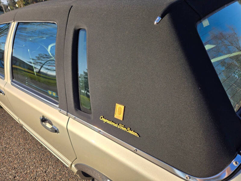 1997 Lincoln Town Car Executive