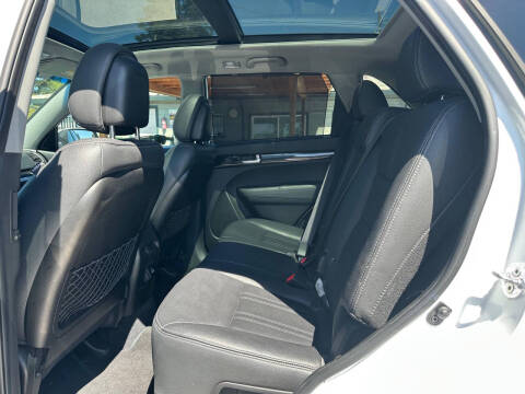 2014 Kia Sorento SX Limited