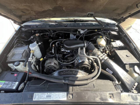 2002 Chevrolet S-10 LS