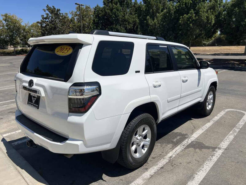 2023 Toyota 4Runner SR5