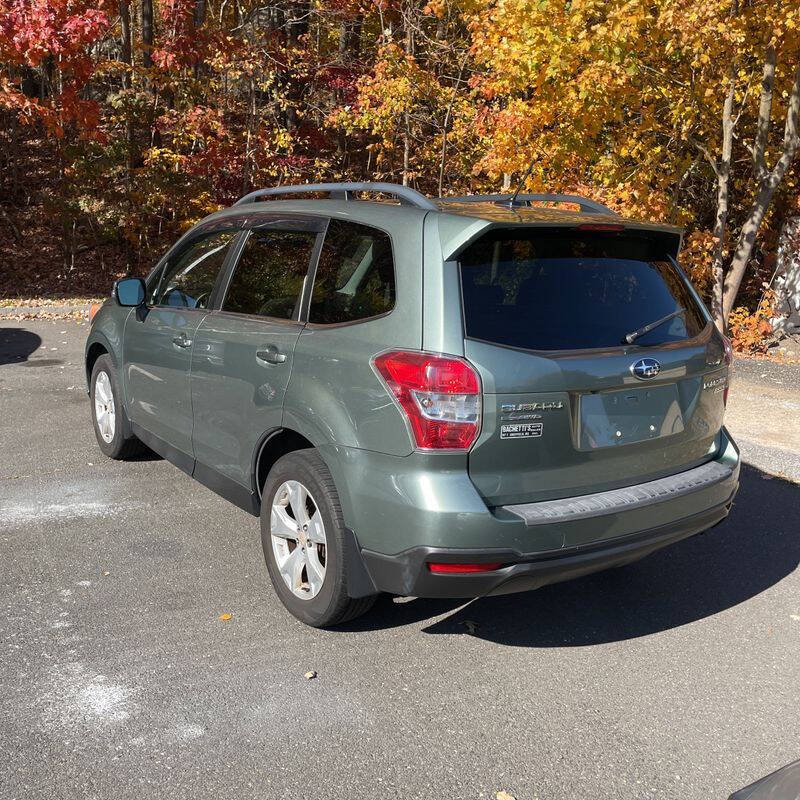 2014 Subaru Forester for sale at Vrbo Motors in Linden, NJ