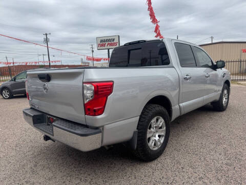 2017 Nissan Titan S