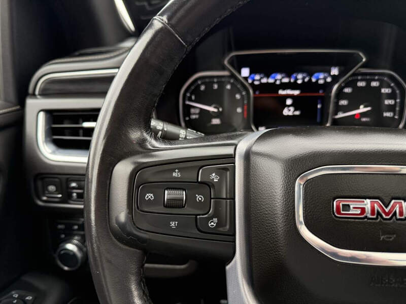 2021 GMC Yukon XL SLT